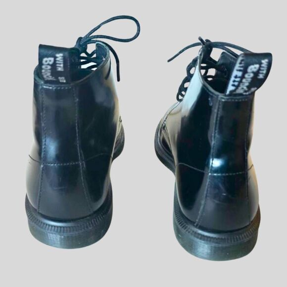 Dr. Martens Emmeline Black Patent Leather Women’s Combat Boots Size 8 - Picture 4 of 14